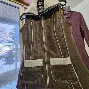 Kuhl Dani Sherpa Vest Small